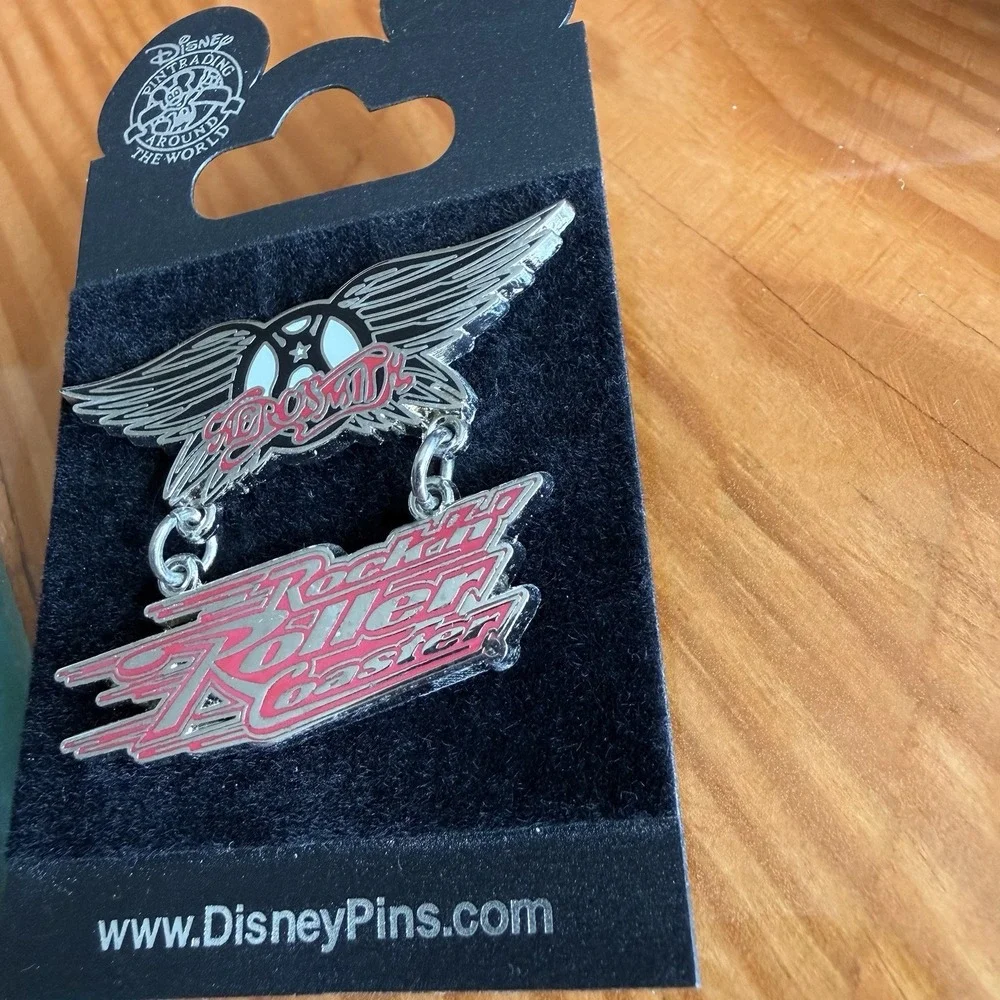 Disney Pin Hollywood Studios Rock 'n' Roller Coaster Starring Aerosmith - Dangle